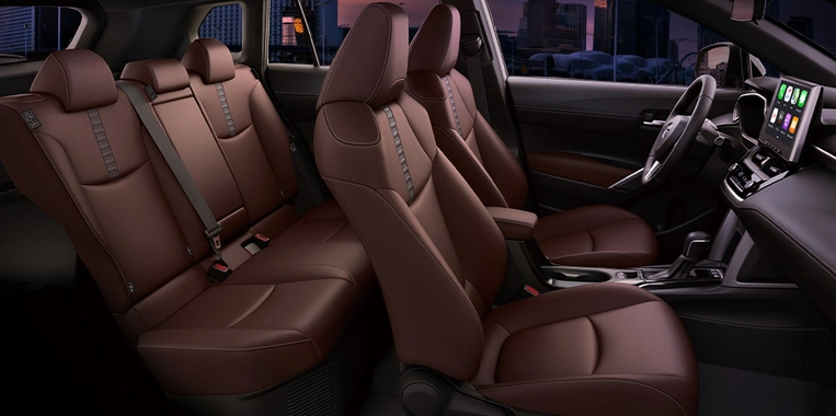 Corolla CROSS 2025 interior