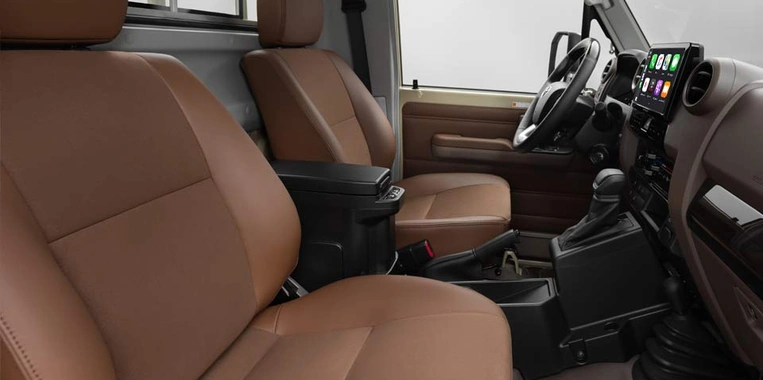 Land Cruiser Pickup 2026 interior